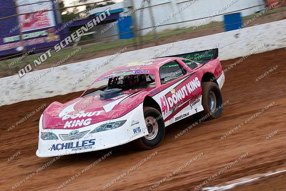 super sedan 41 t41 adam beechey - 8 - Carrick Club Night 2nd December 2011-4
