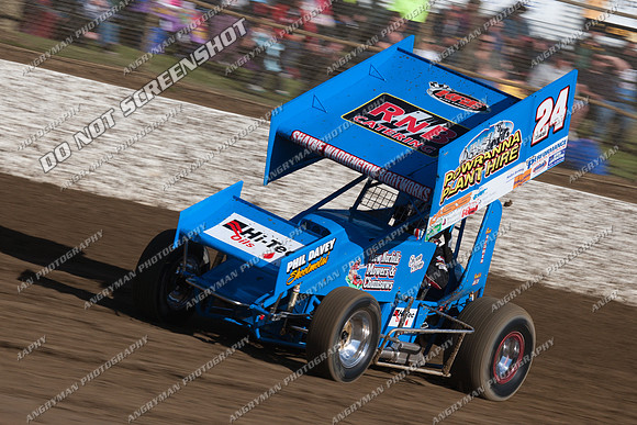 sprintcar 24 t24 shaun robins - 9 - Latrobe 4th December 2011 - Wyllie Tiles Fireworks-3