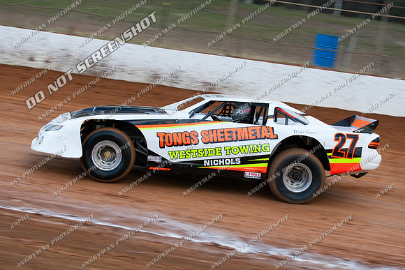 super sedan 27 t27 leon nichols - 8 - Carrick Club Night 2nd December 2011-2