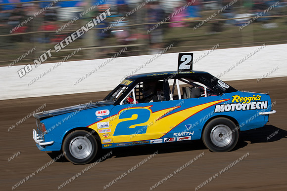 junior 2 t2 t02 - 9 - Latrobe 4th December 2011 - Wyllie Tiles Fireworks-2