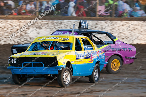 junior 16 t16 - 9 - Latrobe 4th December 2011 - Wyllie Tiles Fireworks-3