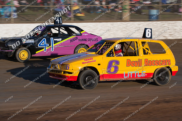 junior 6 t6 t06 - 9 - Latrobe 4th December 2011 - Wyllie Tiles Fireworks-7