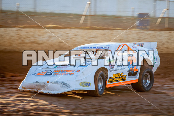 super sedan 22 t22 callum harper - 11 - Carrick Practice Session - 20th December 2014-9