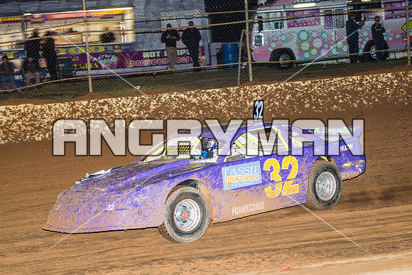 tassie six 32 - 3 - Carrick - 18th October 2014-7