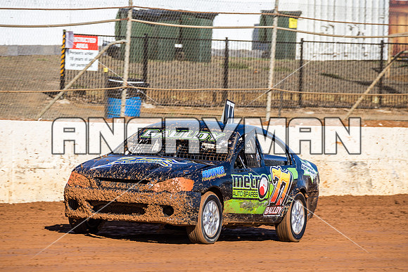 Street Stock 77 T77 - 31 - Carrick - 23rd April 2016-2