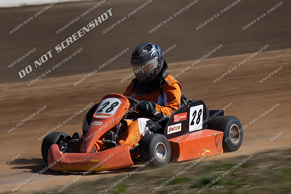 kart 28 - 9 - Latrobe 4th December 2011 - Wyllie Tiles Fireworks-7