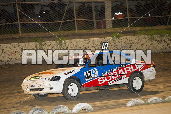 Street Stock 42 T42 - 30 - Latrobe - 9th April 2016-2