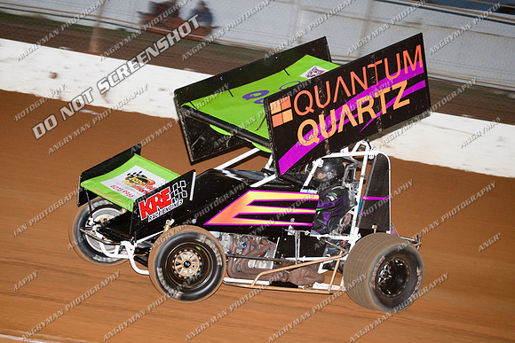 sprintcar 27 t27 emma dobson - 8 - Carrick Club Night 2nd December 2011-5