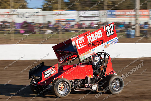 sprintcar 32 t32 nick anderson - 4 - Latrobe 22nd Oct 2011-3