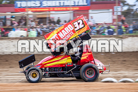 sprintcar 32 t32 nick anderson - 9 - Latrobe - 6th December 2014-4