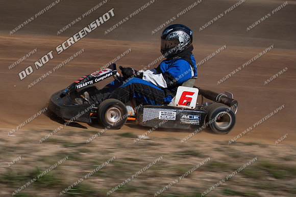 kart 6 - 9 - Latrobe 4th December 2011 - Wyllie Tiles Fireworks-2