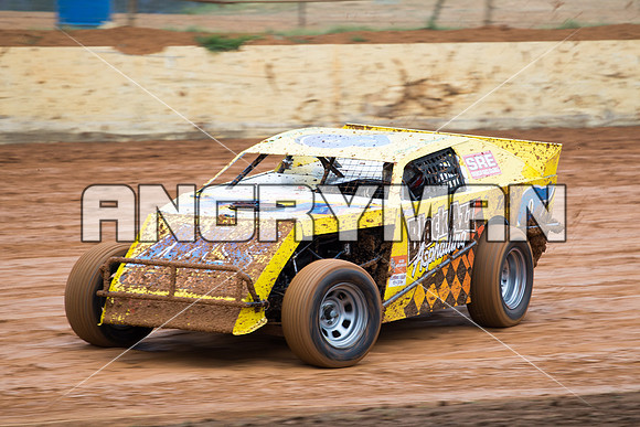 AMCA 8 T8 - 3 - Carrick - 18th October 2014-7