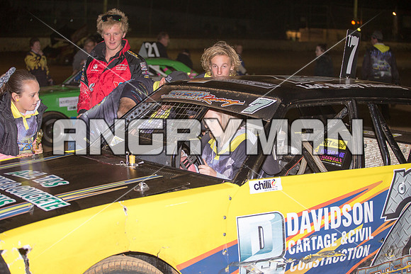 Junior 7 T7 - 31 - Carrick - 23rd April 2016-14