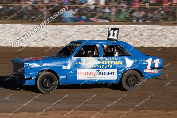 junior 11 t11 - 9 - Latrobe 4th December 2011 - Wyllie Tiles Fireworks-2