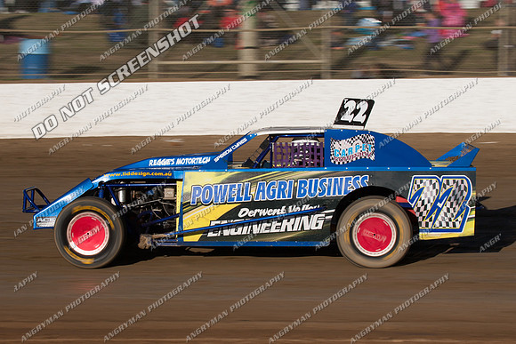 AMCA 22 T22 - 9 - Latrobe 4th December 2011 - Wyllie Tiles Fireworks-2