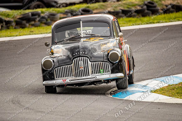 120 - Baskerville Historics 2018-9