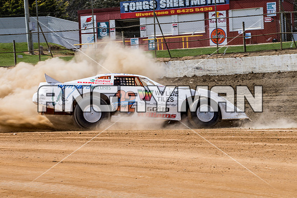 super sedan 22 t22 callum harper - 2 - Latrobe Practice Day - 11th October 2014-7