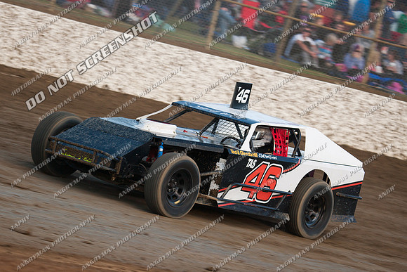 amca 46 t46 - 9 - Latrobe 4th December 2011 - Wyllie Tiles Fireworks-2