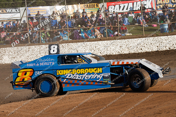 amca 8 t8 t08 - 9 - Latrobe 4th December 2011 - Wyllie Tiles Fireworks-3