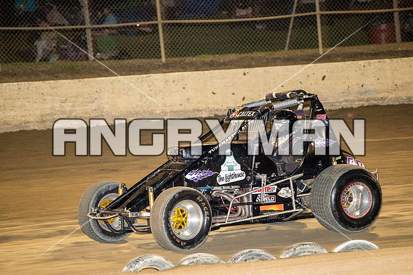 wingless 46 T46 - 30 - Latrobe - 9th April 2016