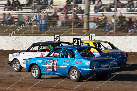 Junior 21 T21 - 9 - Latrobe 4th December 2011 - Wyllie Tiles Fireworks