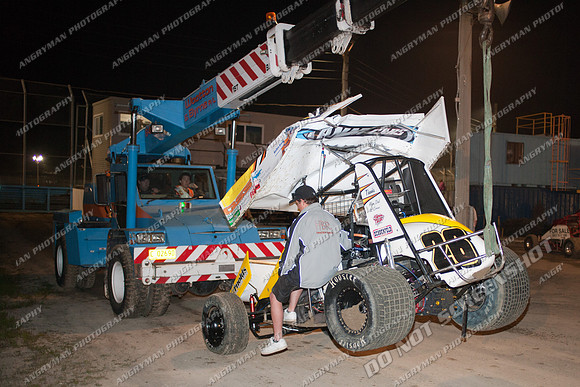sprintcar 26 t26 chris house - 4 - Latrobe 22nd Oct 2011-14