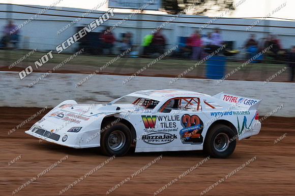 super sedan 22 t22 callum harper - 8 - Carrick Club Night 2nd December 2011-3