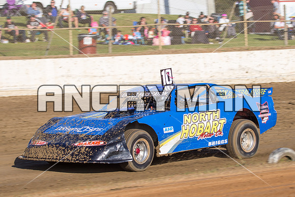 tassie six 10 - 4 - Latrobe - 25th October 2014