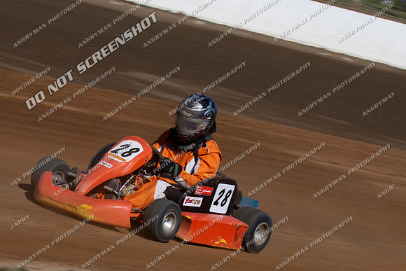 kart 28 - 9 - Latrobe 4th December 2011 - Wyllie Tiles Fireworks-6