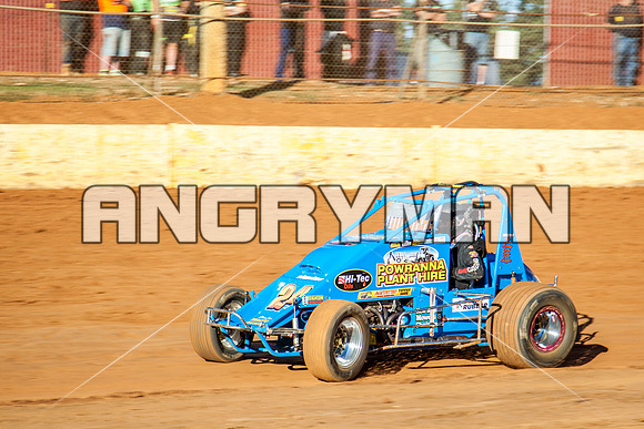 wingless 24 T24 - 12 - Carrick - 26th Dec 2014-8