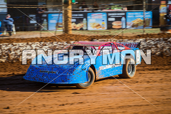 Super Sedan 19 T19 - 27 - Carrick - 26th March 2016