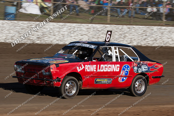 junior 6 t6 t06 - 9 - Latrobe 4th December 2011 - Wyllie Tiles Fireworks-4