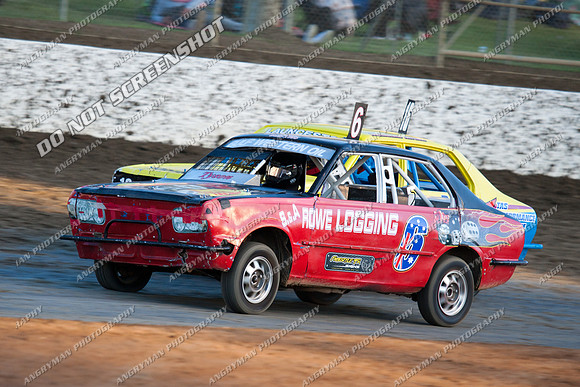 junior 6 t6 t06 - 9 - Latrobe 4th December 2011 - Wyllie Tiles Fireworks-6