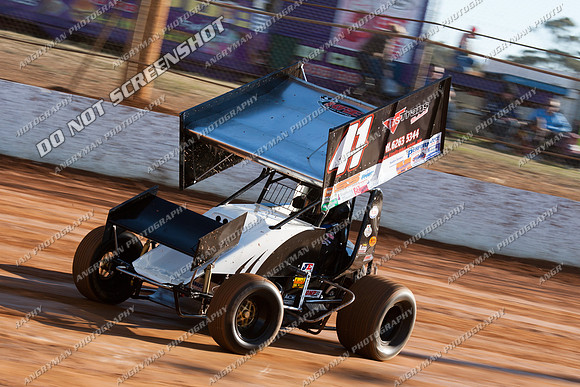 sprintcar 41 t41 damian robins - Carrick Nov 6th
