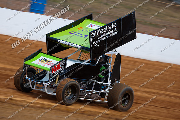 sprintcar emma dobson 27 t27 - 3 - Carrick Test & Tune 16th Oct 2011-4