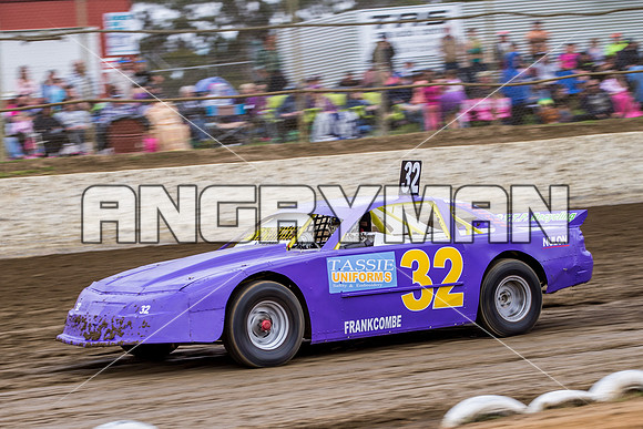 tassie six 32 - 9 - Latrobe - 6th December 2014
