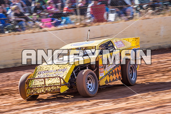 AMCA 8 T8 - 12 - Carrick - 26th Dec 2014-4