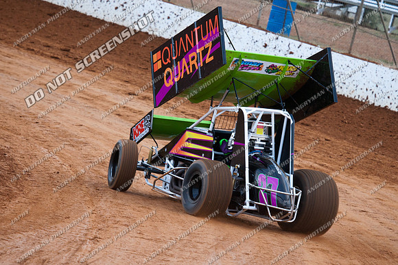 sprintcar 27 t27 emma dobson - 8 - Carrick Club Night 2nd December 2011-4