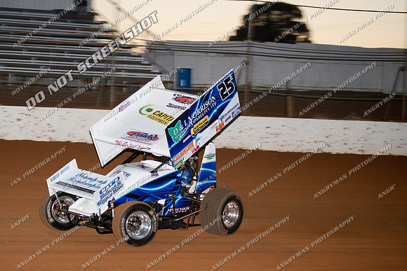 sprintcar 25 t25 anthony frost - 8 - Carrick Club Night 2nd December 2011-2