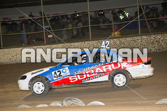 Street Stock 42 T42 - 30 - Latrobe - 9th April 2016-6