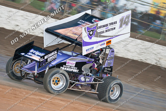 sprintcar 14 t14 mark house - 9 - Latrobe 4th December 2011 - Wyllie Tiles Fireworks-4