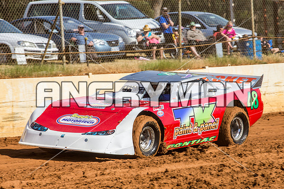 super sedan 48 t48 Wayne Dillon - 8 - Carrick - 29th November 2014