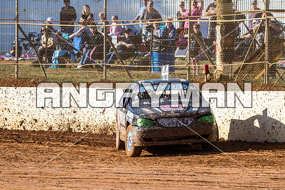 Street Stock 44 T44 - 31 - Carrick - 23rd April 2016-5