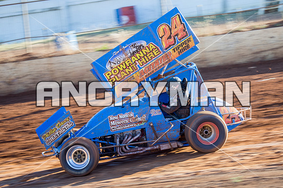 sprintcar 24 t24 brad whitchurch - 11 - Carrick Practice Session - 20th December 2014-4