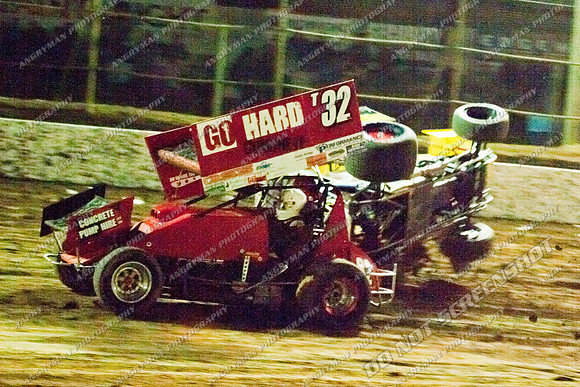 sprintcar 32 t32 nick anderson - 4 - Latrobe 22nd Oct 2011-9