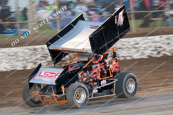 4, gerry, hoekstra, sprintcar, t4, t04 - 9 - Latrobe 4th December 2011 - Wyllie Tiles Fireworks-5