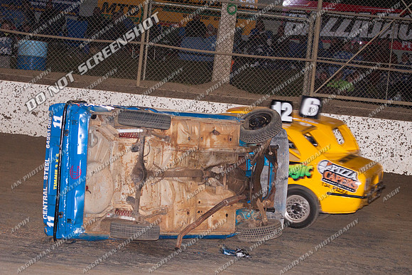 junior 11 t11 - 9 - Latrobe 4th December 2011 - Wyllie Tiles Fireworks-6