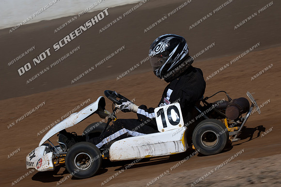 Kart 10 - 9 - Latrobe 4th December 2011 - Wyllie Tiles Fireworks-3
