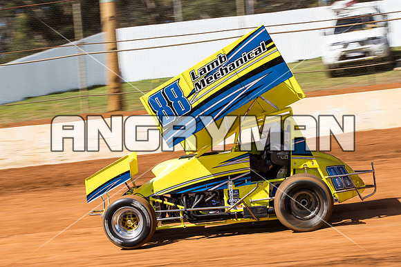 sprintcar 88 t88 Scott Bissett - 1 - Carrick Practice Day - 20th Sep 2014-5