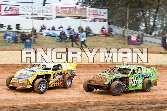 AMCA 8 T8 - 3 - Carrick - 18th October 2014-5